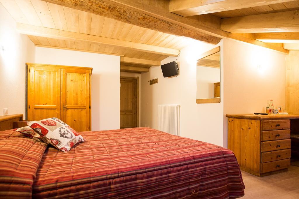 Hotel Restaurant La Barme Cogne Ngoại thất bức ảnh